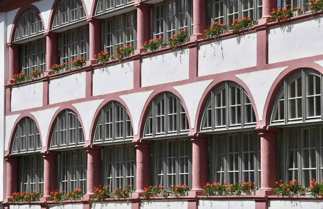 Hotel Bischofshof am Dom-1