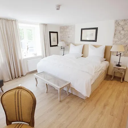 Hotel VIII-3